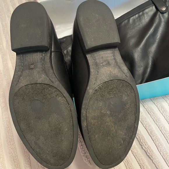 Maurices wendy wide calf boot with back zipper and gore in black - Picture 5 of 6